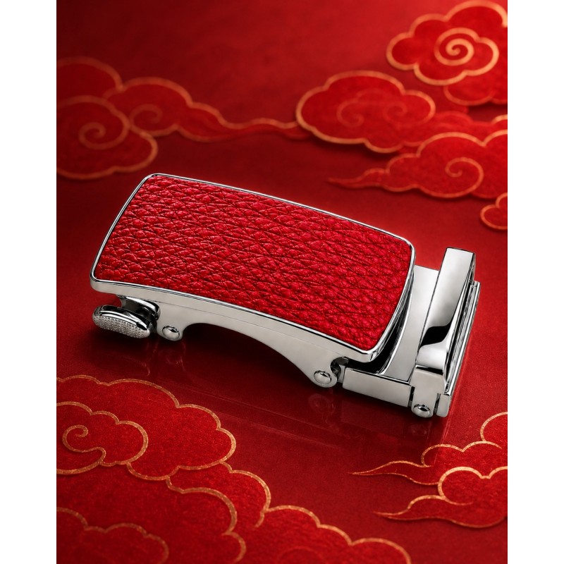 103 Boucle Femme argentée avec plaque grain cuir rouge 103 Boucle Femme argentée avec plaque grain cuir rouge