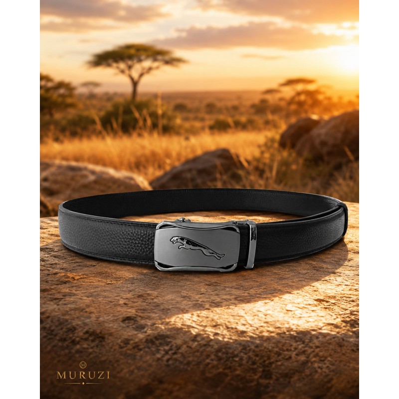 CC504B2 Ceinture en cuir pleine fleur noir avec boucle automatique décor plaque grise avec panthère CC504B2 Ceinture en cuir pleine fleur noir avec boucle automatique décor plaque grise avec panthère