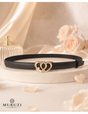 Ceinture femme CC136 en cuir pleine fleur marron, présentée dans un décor chic et raffiné.