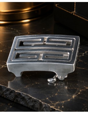 Boucle MURUZI 801 Labyrinthe B6 LUXURY dans un décor haut de gamme